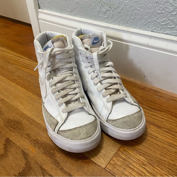 Nike Blazer - Picture 2 of 5